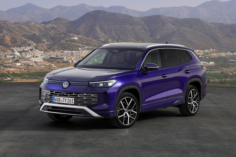 Volkswagen Tayron заменил Tiguan Allspace: длинная база и много силовых установок